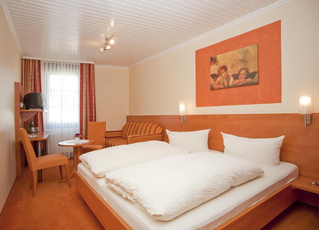Hotel Alte Weinschaenke à Ellenz-Poltersdorf Chambre photo